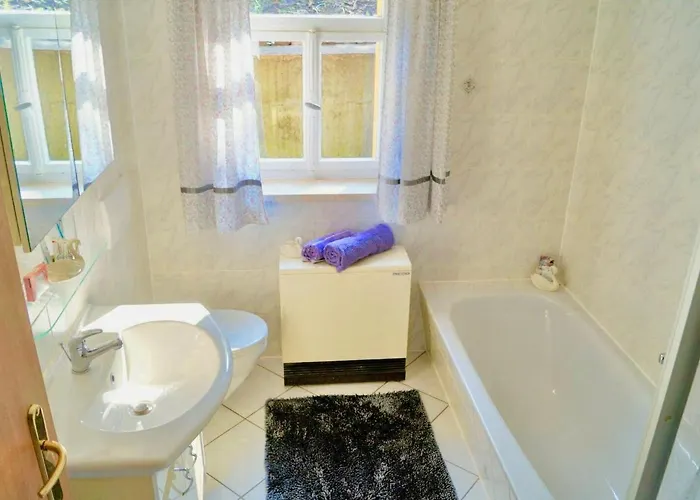 Charmantes Mit Naturgarten Unterweid